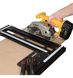 Varijig groeven frame